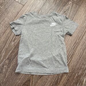 Nike Kids Heather Gray Short Sleeve Tee Size 4T